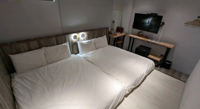 Номер Economy Yes Home Hotel