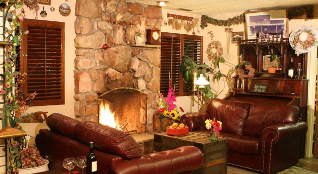 Adelaide Inn