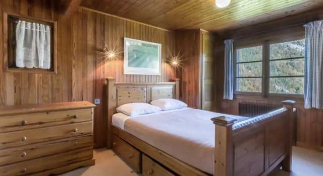 Chalet proche pistes, cheminée, animaux acceptés, garage, WIFI - FR-1-304-108, Забронировать Шале Виллы Овернь-Рона-Альпы, Вилла