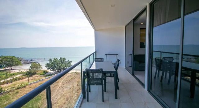 Номер Deluxe Escape Condominiums Beachfront Suites - Mae Phim