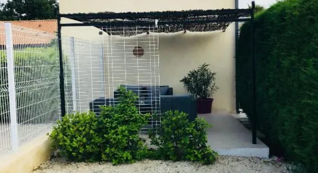 Le Gite de la Bergide - 2 couchages, Rezerwuj Hotel Hotele w Owernia z parkingiem, Parking