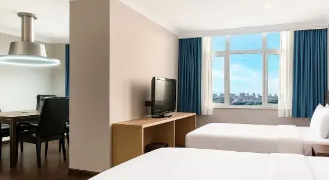 Люкс Seaview Garden Hotel