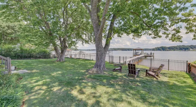 Pet-friendly Lake Norman Home With Boat Dock!