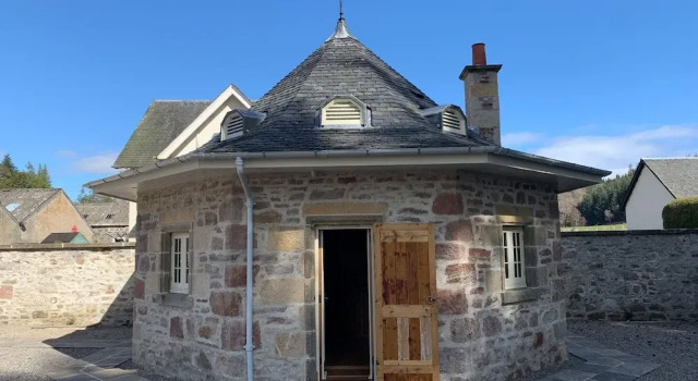 The Hen House, Buchen Sie Ferienhaus Hotels in Schottland mit Parkplatz, Parkplätze