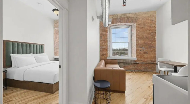 Номер Standard Tri Century Mill Suites