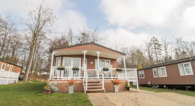 Betty's Lodge