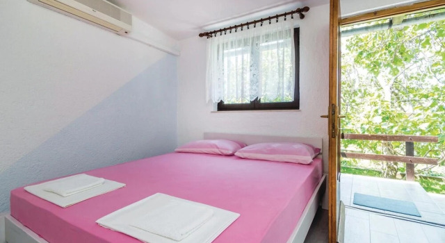 Nice Home in Senj With Wifi and 1 Bedrooms, Prenota Hotel Segna 