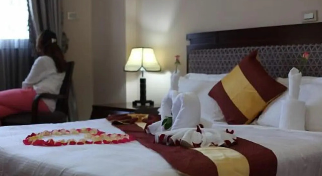 Двухместный номер Deluxe с балконом и с видом на город Tirar International Hotel