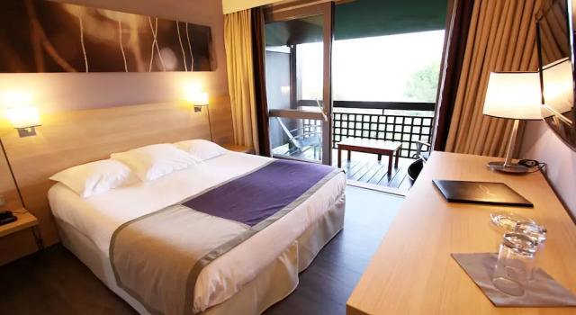 Номер Standard с балконом Hôtel CastellVerde