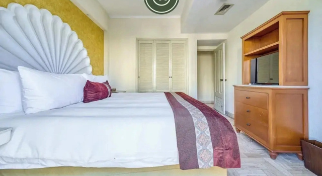 Номер Standard Beachfront 2 BR Condo - Beach - Pools - Tennis