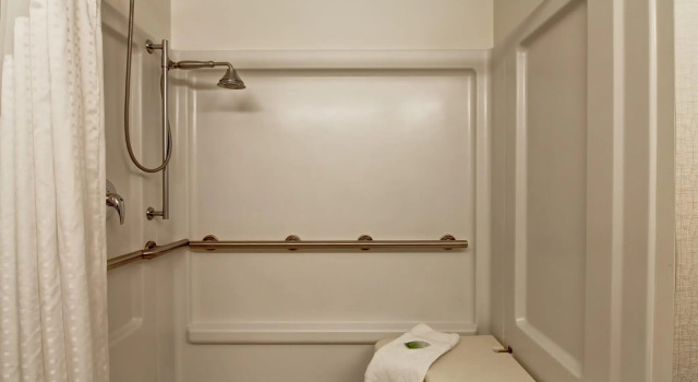 Двухместный номер Standard Spark By Hilton Guelph