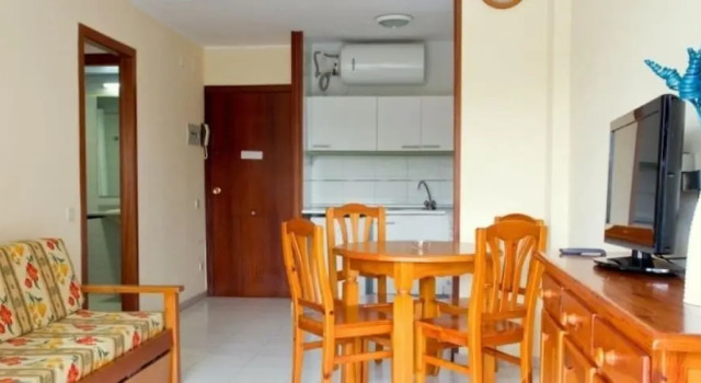 Apartamento luminoso en Salou, Забронировать Апартаменты/квартира СПА-отели Салоу, рядом с Туристическое управление города Салоу, SPA-услуги