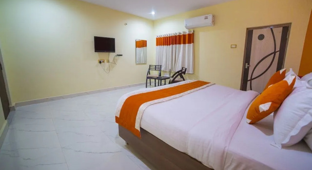 OYO 8147 Short Stay Homes