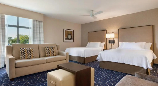 Четырёхместный люкс Homewood Suites by Hilton Albany