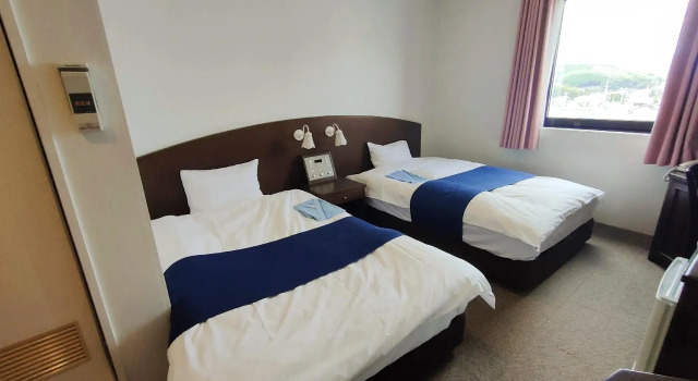 Shobara Grand Hotel, Rezerwuj Hotel Hotele w Chugoku z parkingiem, Parking