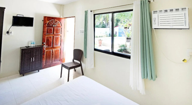 Entra Tourist Inn