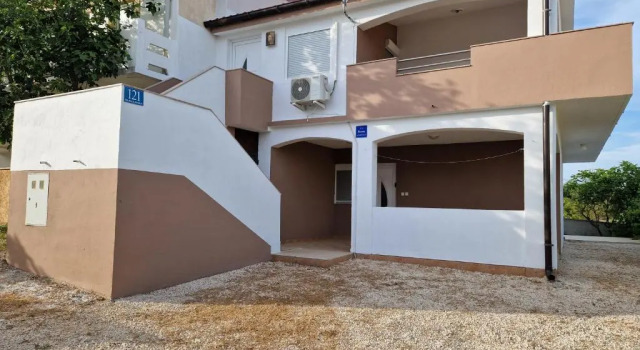 Апартаменты Apartments Ema Vir