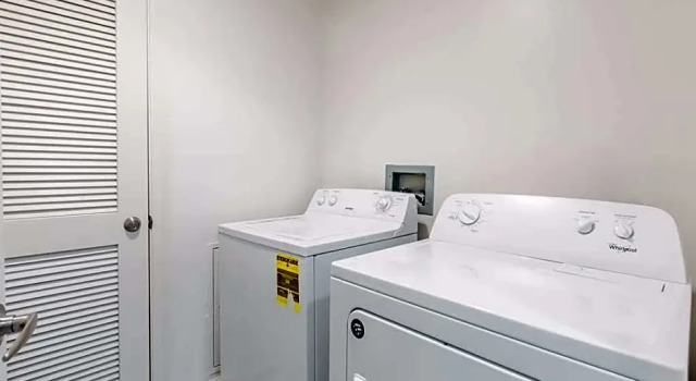 Номер Standard с 3 комнатами с видом на залив Hilton Pensacola Beach