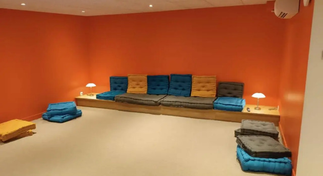 FINESTATE Coliving Mairie dIssy, Забронировать Отель Исси-ле-Мулино Аньер-сюр-Сен