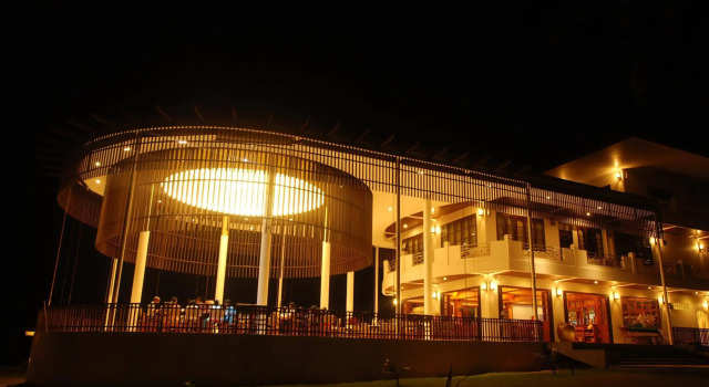 Bansaithong Beach Resort