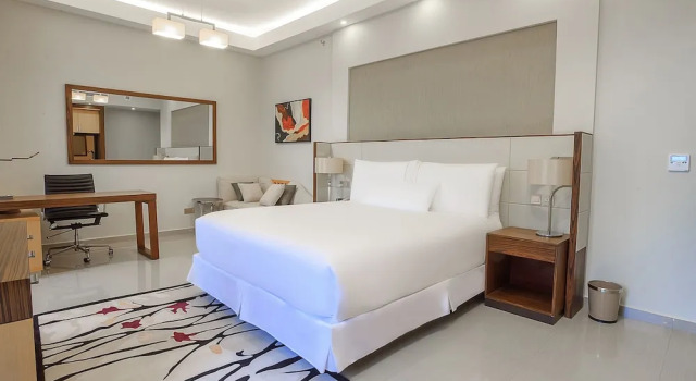 Двухместная студия Superior с видом на бассейн Element by Marriott Dar es Salaam