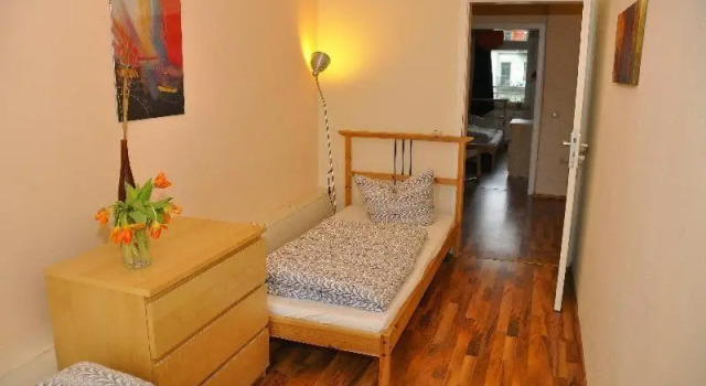 Dresden-Altstadt-Neustadt-3-Raum-Fewo-L11, Book Hotel Altstadt 