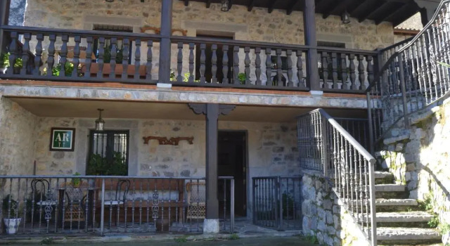 El Portal del Abuelo 1, Prenota Appartamento Hotel a Asturie con parcheggio, Parcheggio