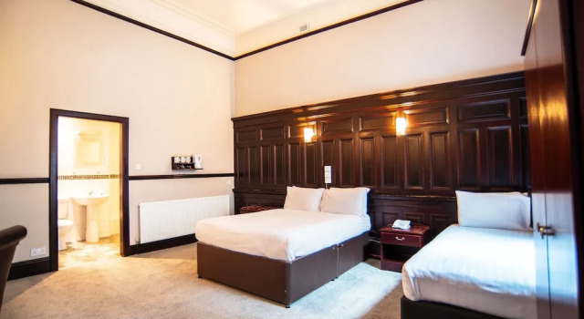 Трёхместный номер Standard The Station Hotel