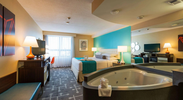 Howard Johnson Plaza by Wyndham by the Falls Niagara Falls