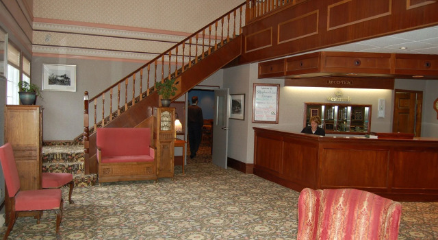 Holland America Dawson City Inn, Réserver Hôtel Dawson City Yukon