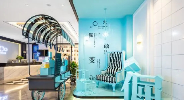Xana Hotelle Hotel (Shenyang Longzhimeng Changan Road Subway Station)