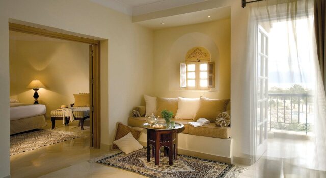 The Résidence Tunis, Book Hotel Hoteller i Sidi Daoud med parkering, Parkering