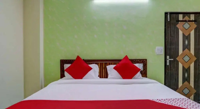 Oyo 75124 Hotel Rama Deluxe