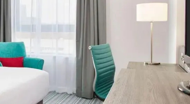 Четырёхместный номер Standard Leonardo Hotel Plymouth