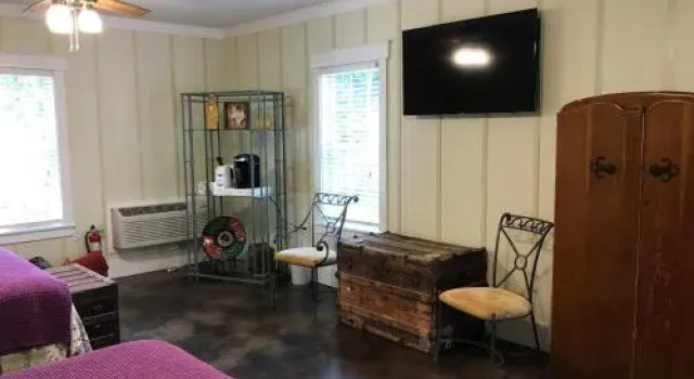Boarding House 1915, Забронировать Отель Фредериксберг Texas Wine Country, рядом с Лютеранская церковь Святого Духа