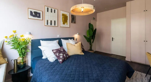 Luxurious Residence in Vondelpark/Museum District, Забронировать Отель Отели Норда 3 звезды, 3*