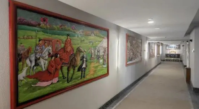 Wolf's Home Hotel Vacation (Silk Road Light Tourism Town Railway Station), Prenota Hotel Hotel a Xinjiang con parcheggio, Parcheggio
