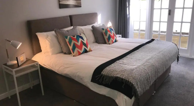 Апартаменты The Garden Apartment