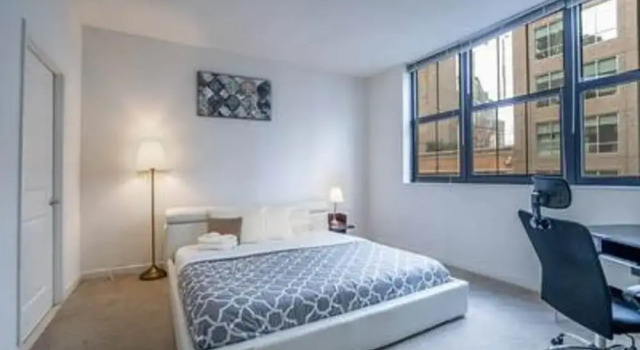 Waterfront Baltimore 2br Furnished Apartment 2 Bedroom Apts by RedAwning, Book Apartment Harbor East Baltimore, near Fell's Point Visitor Center