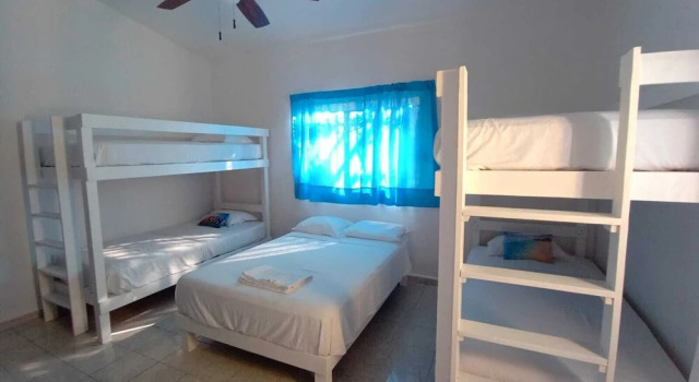 Семейный номер Standard Las Palmas HOSTAL Cancun