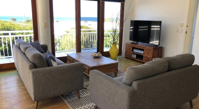 Notre Reve - 2/4 Brolga Place