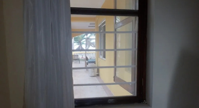 Bwejuu Beach Palm Villa
