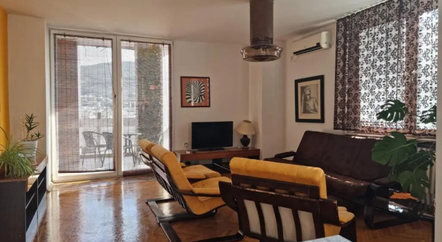 Apartament Risto Apartment