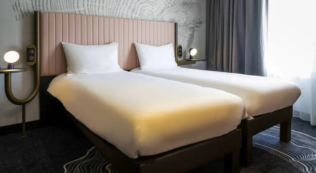 Четырёхместный номер Standard с 2 комнатами ibis Styles Paris Porte de Versailles - Mairie dIssy