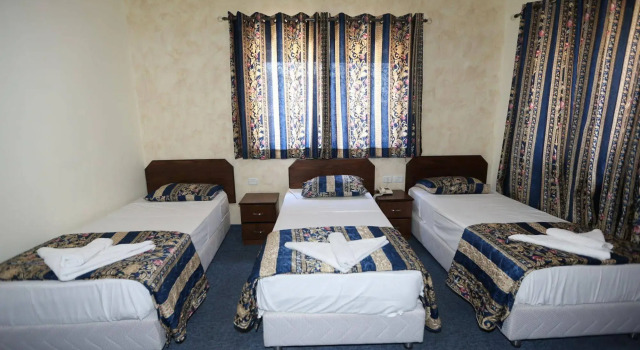 Victoria Hotel