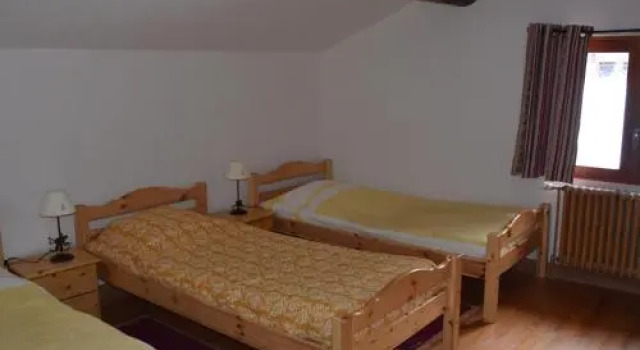 House 1Er Et 2Eme Etage D'Un Chalet, Забронировать Шале Виллы Овернь-Рона-Альпы, Вилла