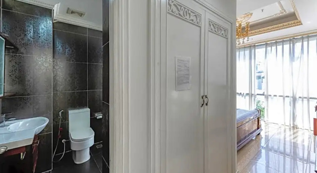 Номер Luxury Happyland Hotel