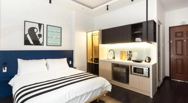Студия Deluxe Central Studios at Ben Thanh Market by CIRCADIAN