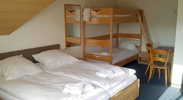 Landgasthof Zum Hirschen, Varaa Hotelli Hotellit Baijeri pysäköinnillä, Pysäköinti