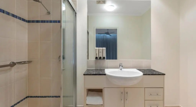 Номер Standard Park Regis City Quays